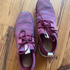 Ladies Clarks Trigenic Sneaker Size 9.5